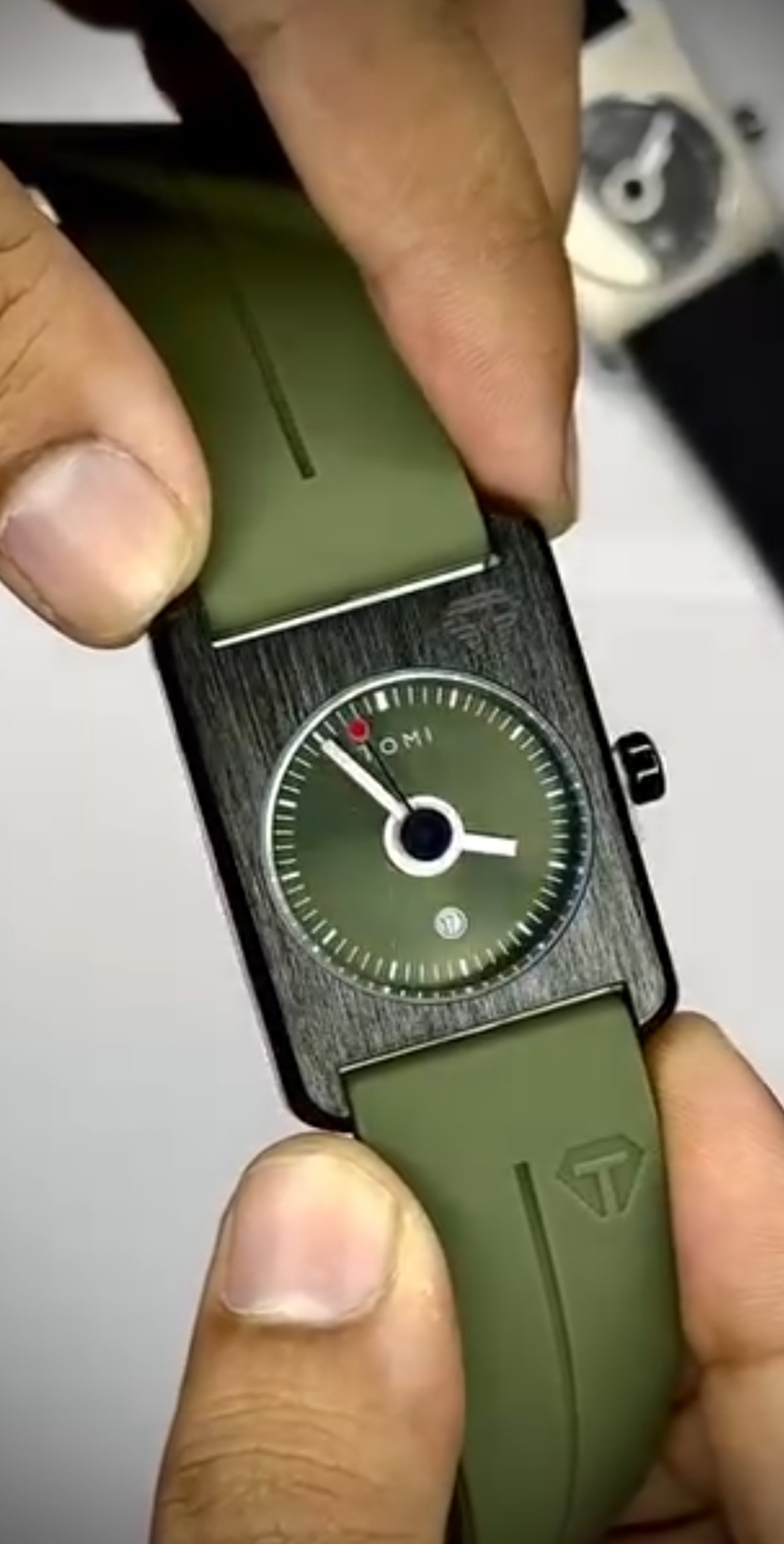 TOMI T-022 Green Dial